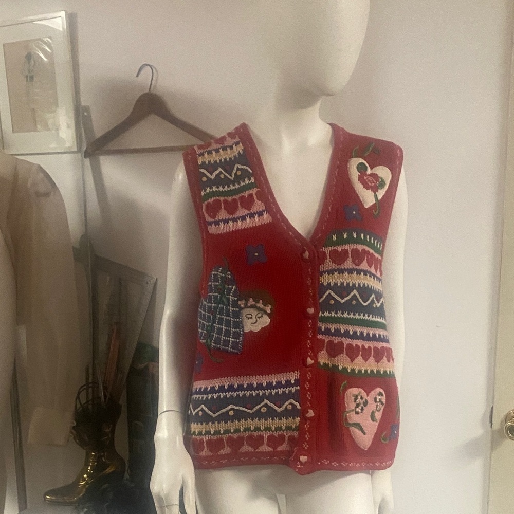 Karen Scott Vintage Colorful Knit Vest Heart Patterns